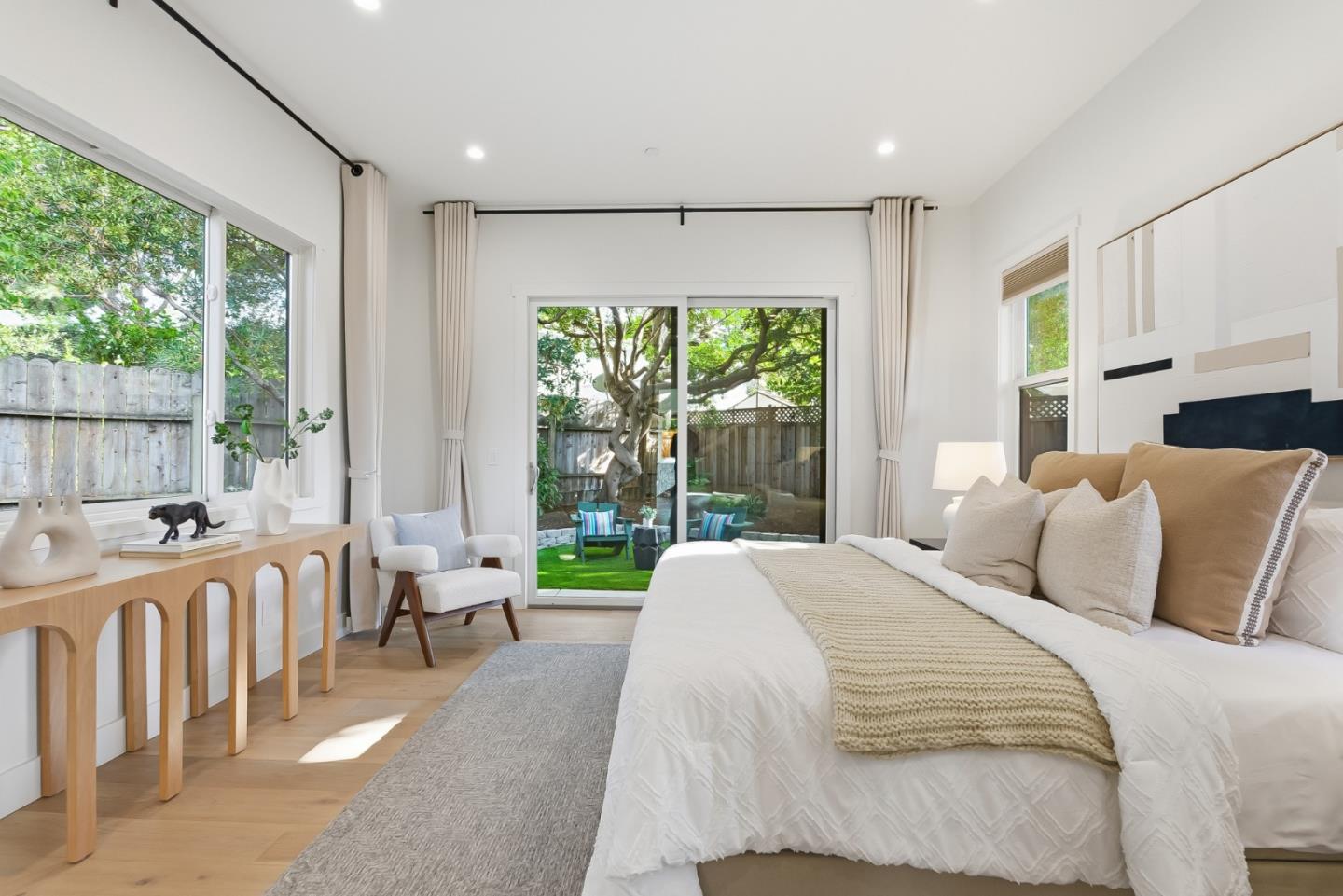 Detail Gallery Image 34 of 47 For 194 Oak Ct, Menlo Park,  CA 94025 - 3 Beds | 2 Baths