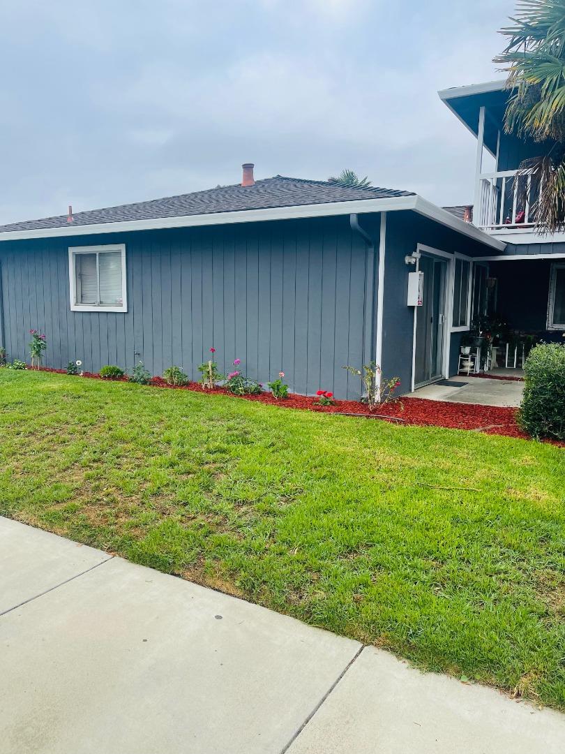 Detail Gallery Image 4 of 10 For 1590 Diablo Dr, Hollister,  CA 95023 - – Beds | – Baths