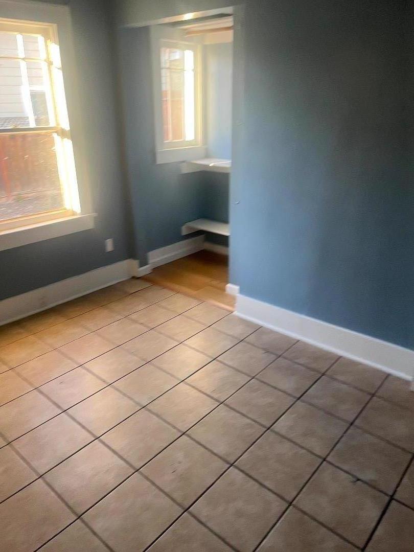 Detail Gallery Image 8 of 17 For 395 S 13th St, San Jose,  CA 95112 - 5 Beds | 4 Baths