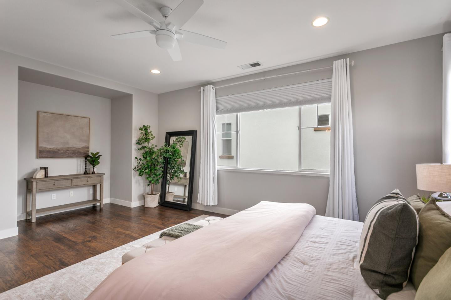 Detail Gallery Image 17 of 31 For 2107 Gullane, Gilroy,  CA 95020 - 4 Beds | 2/1 Baths