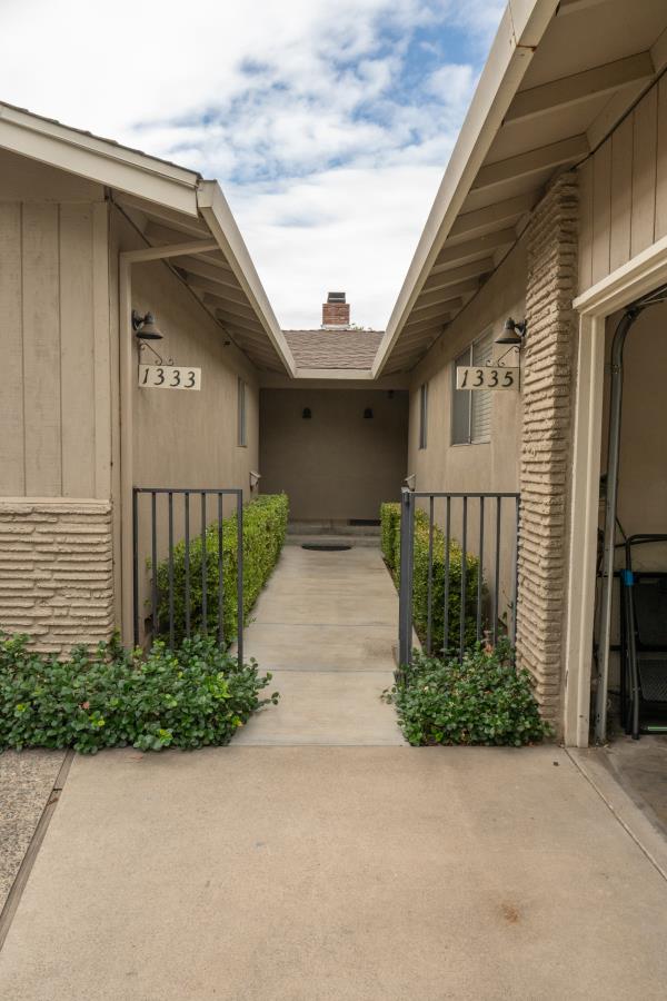 Detail Gallery Image 3 of 8 For 1333-1335 Rose Ave, Modesto,  CA 95355 - – Beds | – Baths