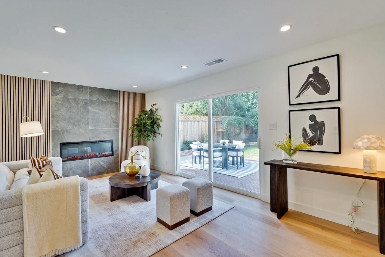 Detail Gallery Image 16 of 66 For 2183 Abbey Ln, Campbell,  CA 95008 - 3 Beds | 2 Baths