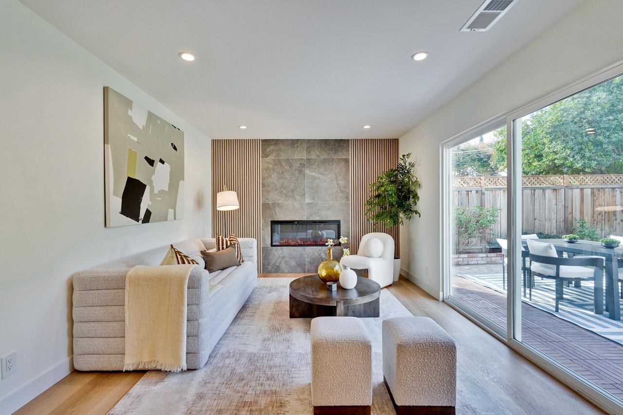 Detail Gallery Image 17 of 66 For 2183 Abbey Ln, Campbell,  CA 95008 - 3 Beds | 2 Baths