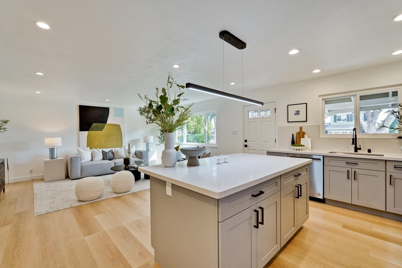 Detail Gallery Image 26 of 66 For 2183 Abbey Ln, Campbell,  CA 95008 - 3 Beds | 2 Baths