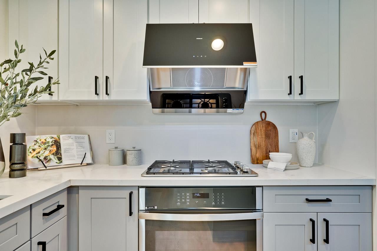 Detail Gallery Image 27 of 66 For 2183 Abbey Ln, Campbell,  CA 95008 - 3 Beds | 2 Baths