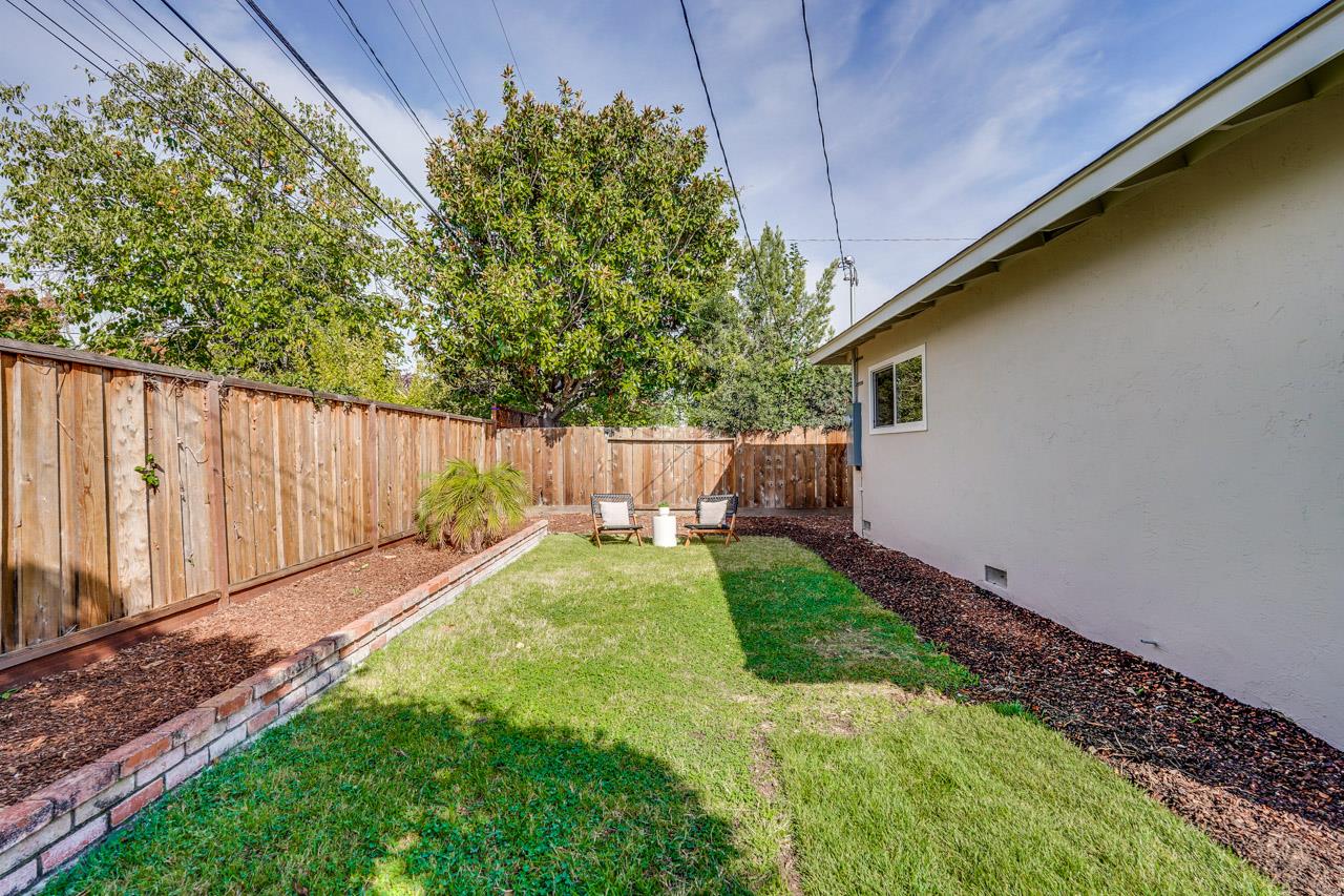 Detail Gallery Image 59 of 66 For 2183 Abbey Ln, Campbell,  CA 95008 - 3 Beds | 2 Baths