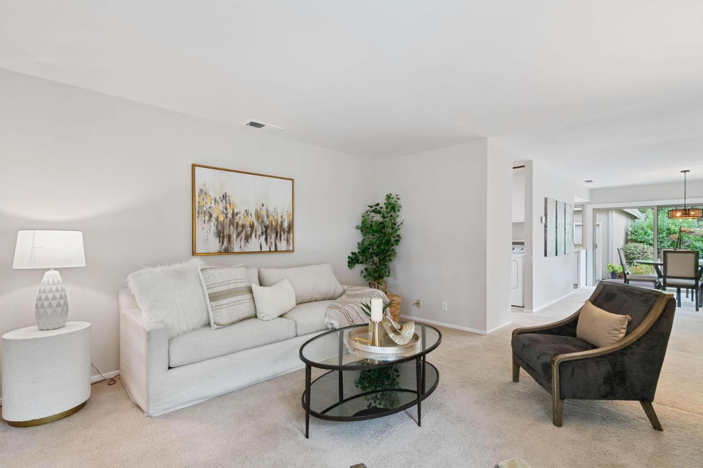 Detail Gallery Image 4 of 18 For 1114 Vanessa Dr, San Jose,  CA 95126 - 2 Beds | 2 Baths