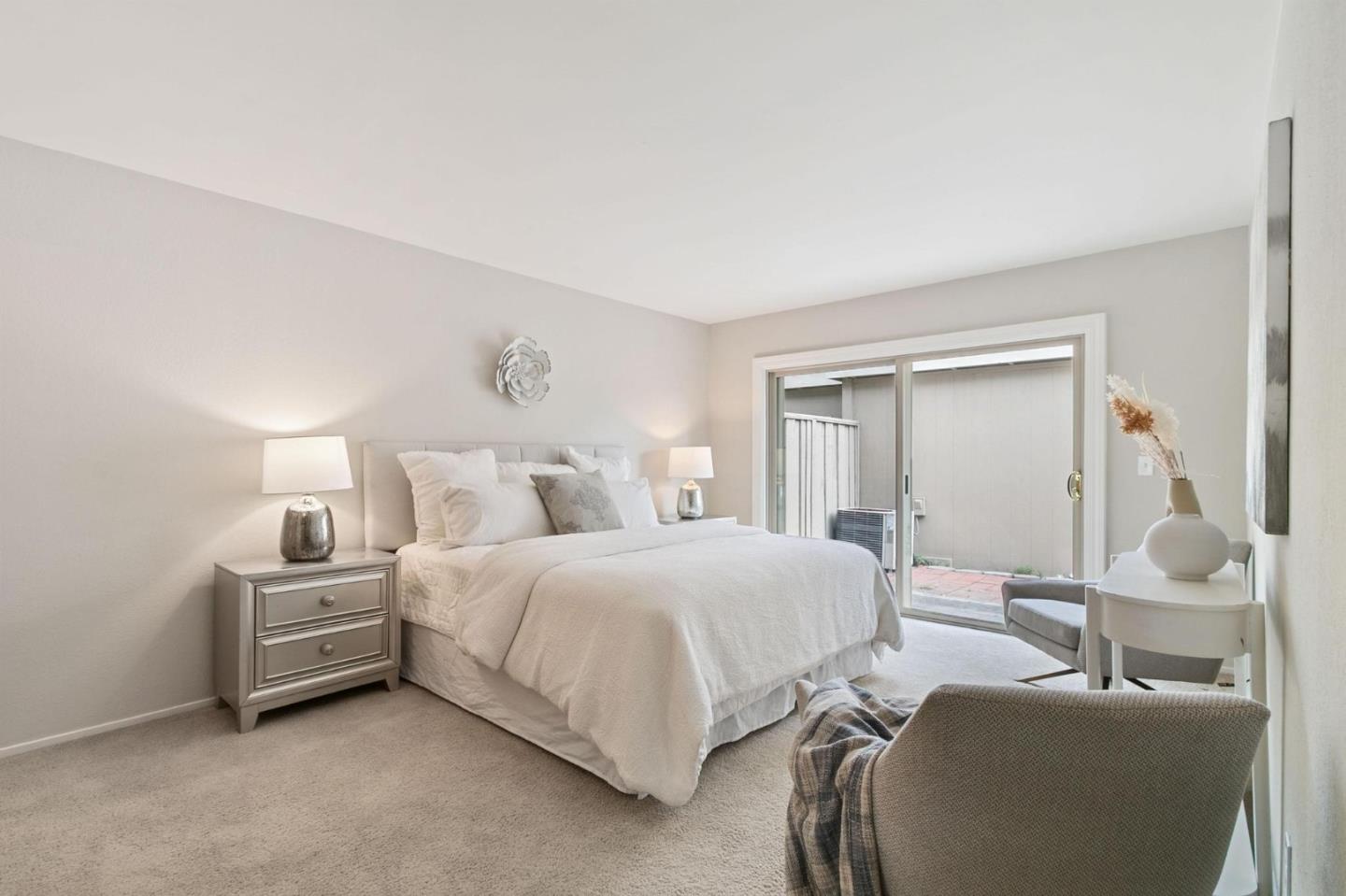 Detail Gallery Image 8 of 18 For 1114 Vanessa Dr, San Jose,  CA 95126 - 2 Beds | 2 Baths