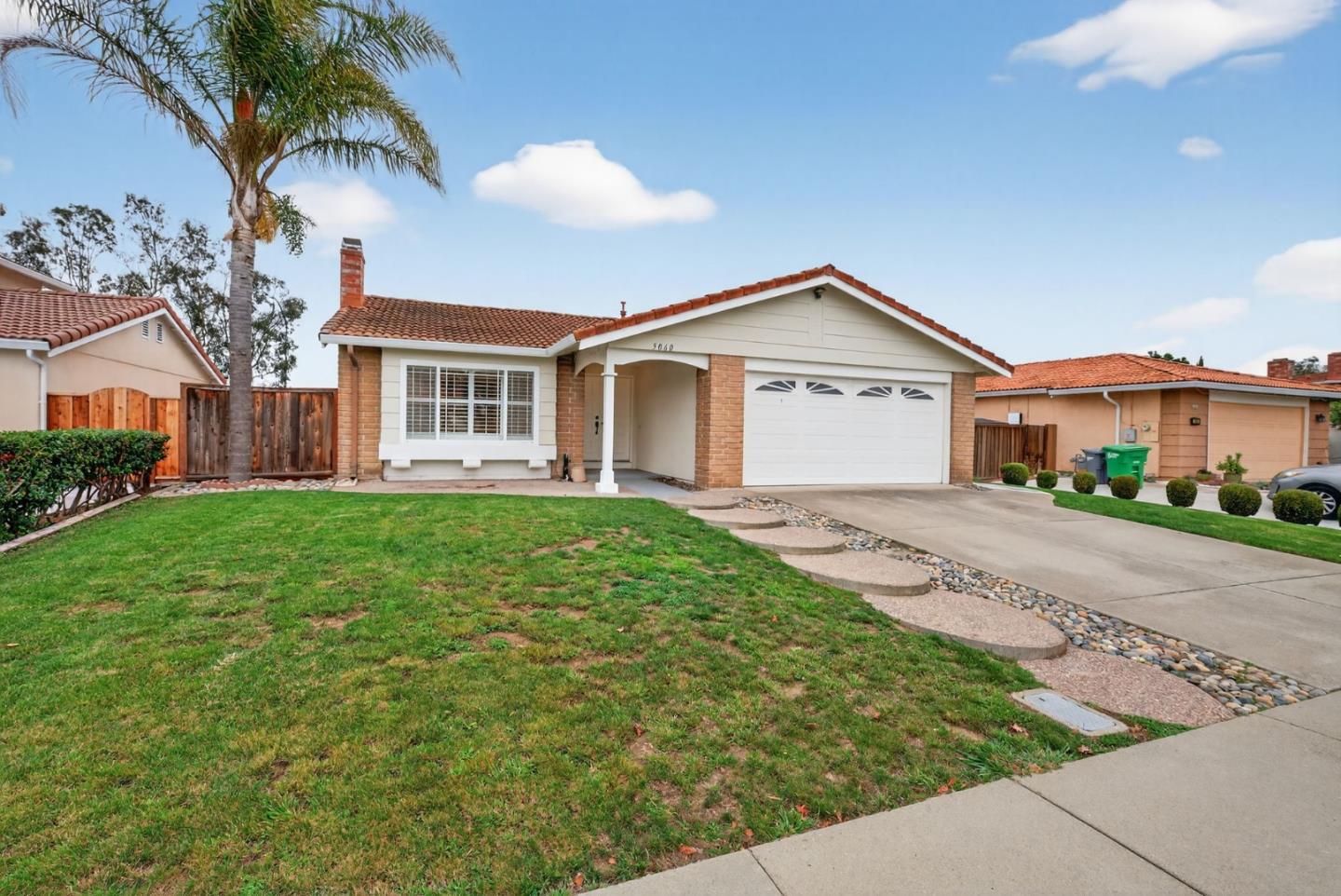 Detail Gallery Image 12 of 63 For 5060 Anaheim Loop, Union City,  CA 94587 - 4 Beds | 2 Baths