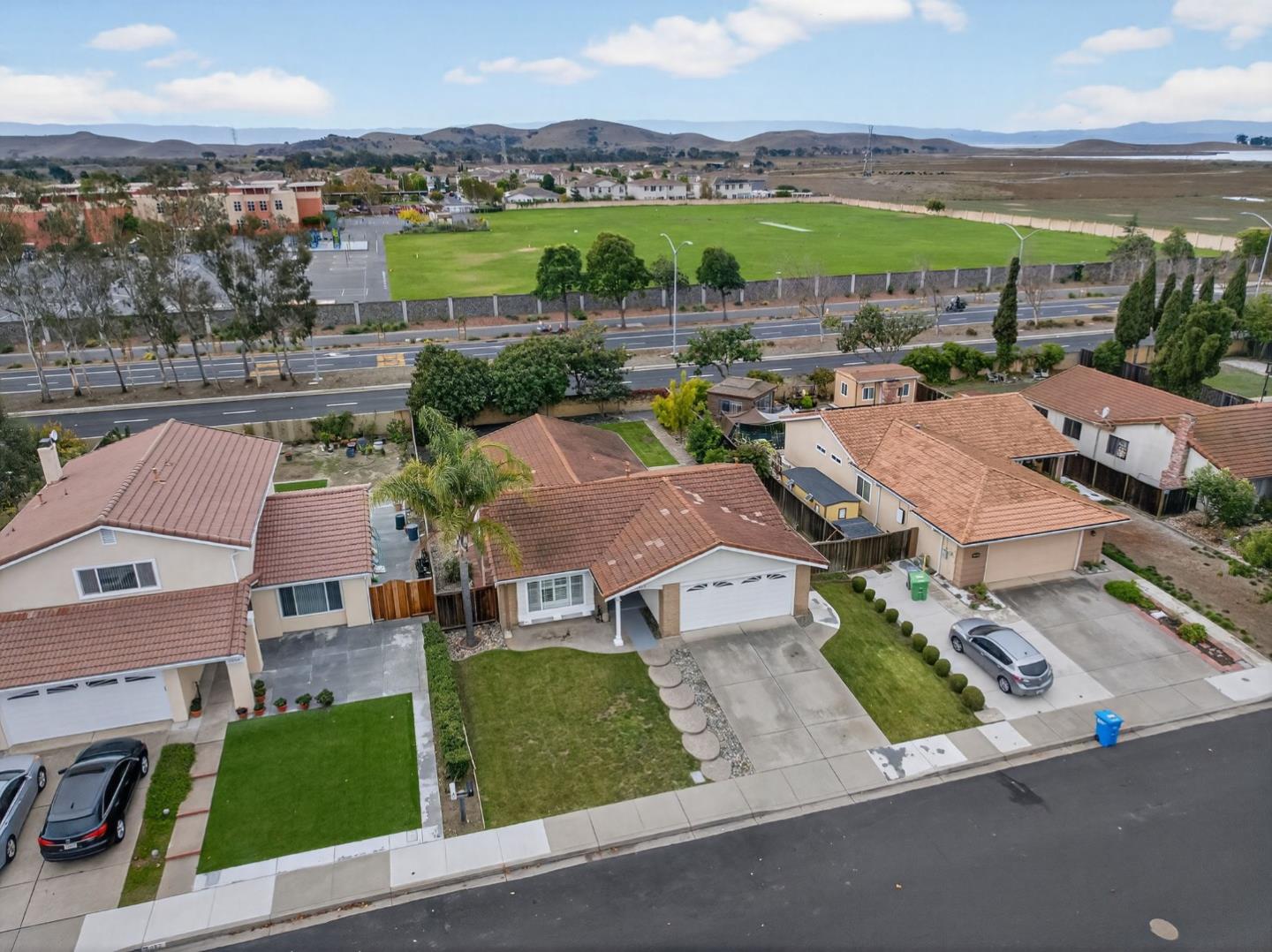 Detail Gallery Image 13 of 63 For 5060 Anaheim Loop, Union City,  CA 94587 - 4 Beds | 2 Baths