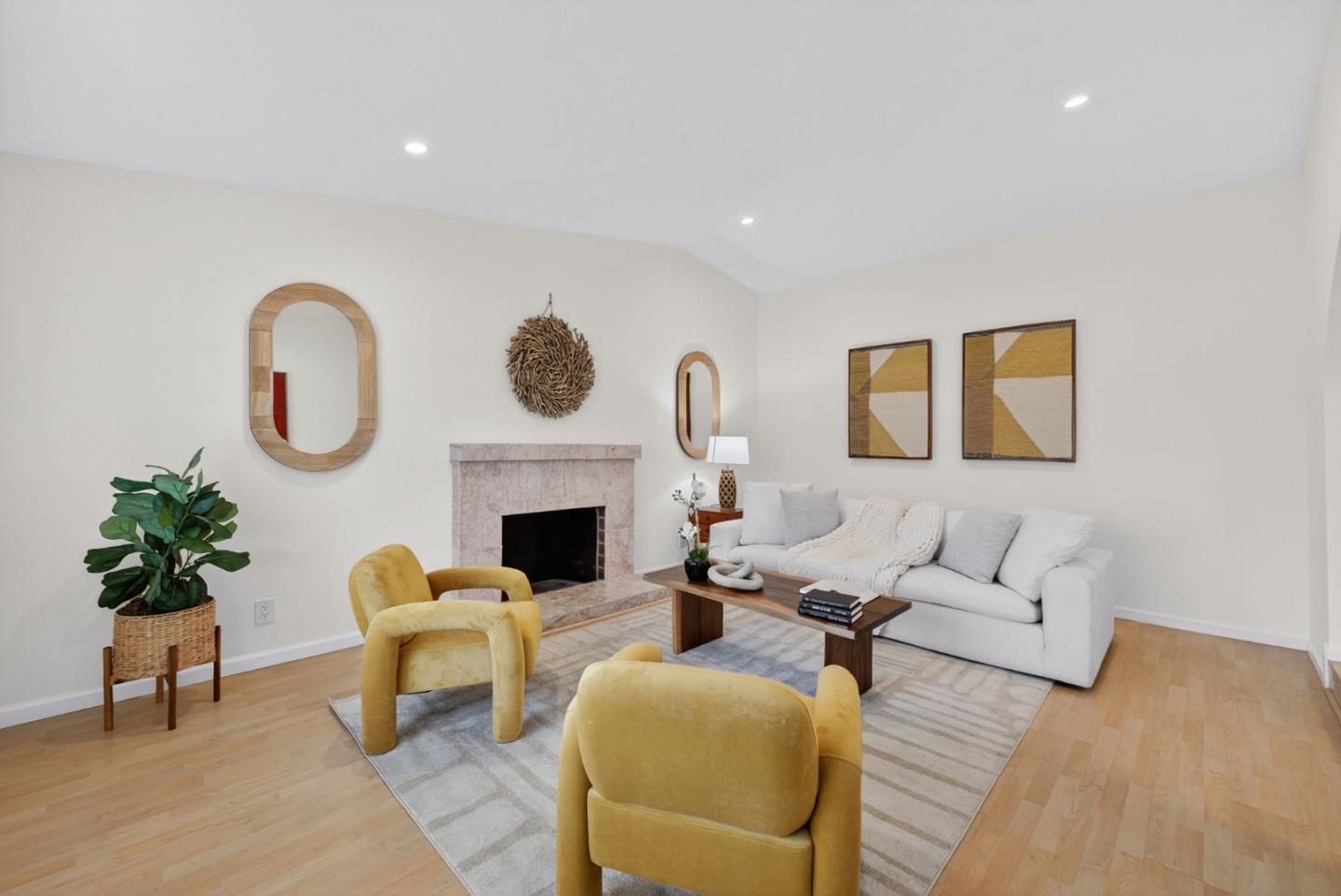 Detail Gallery Image 19 of 63 For 5060 Anaheim Loop, Union City,  CA 94587 - 4 Beds | 2 Baths