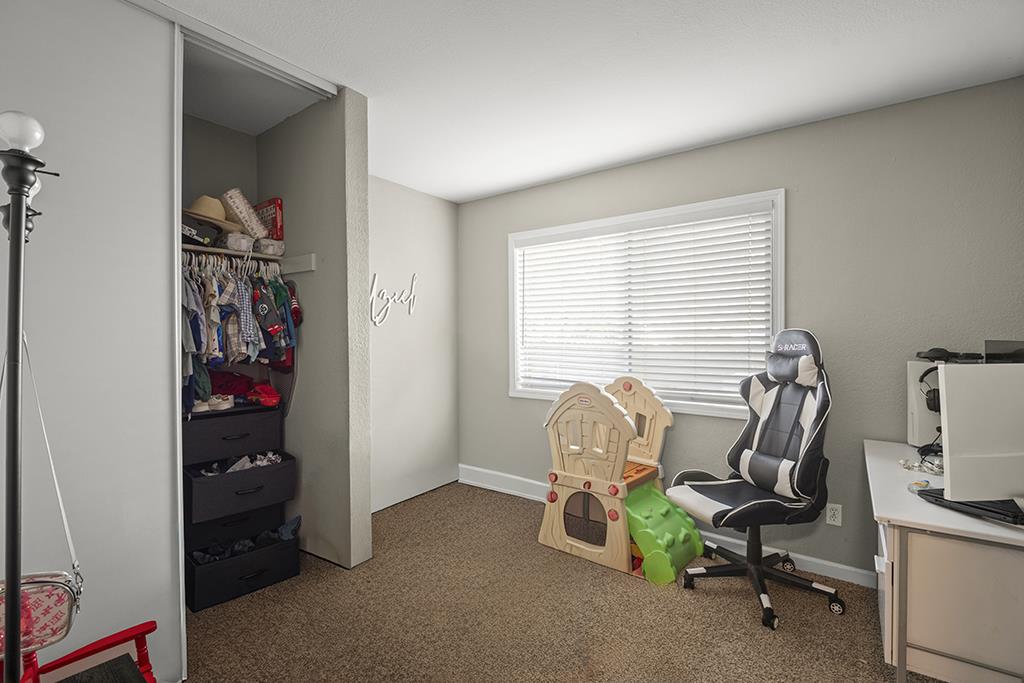 Detail Gallery Image 6 of 30 For 22032 Arbor Ave, Hayward,  CA 94541 - – Beds | – Baths