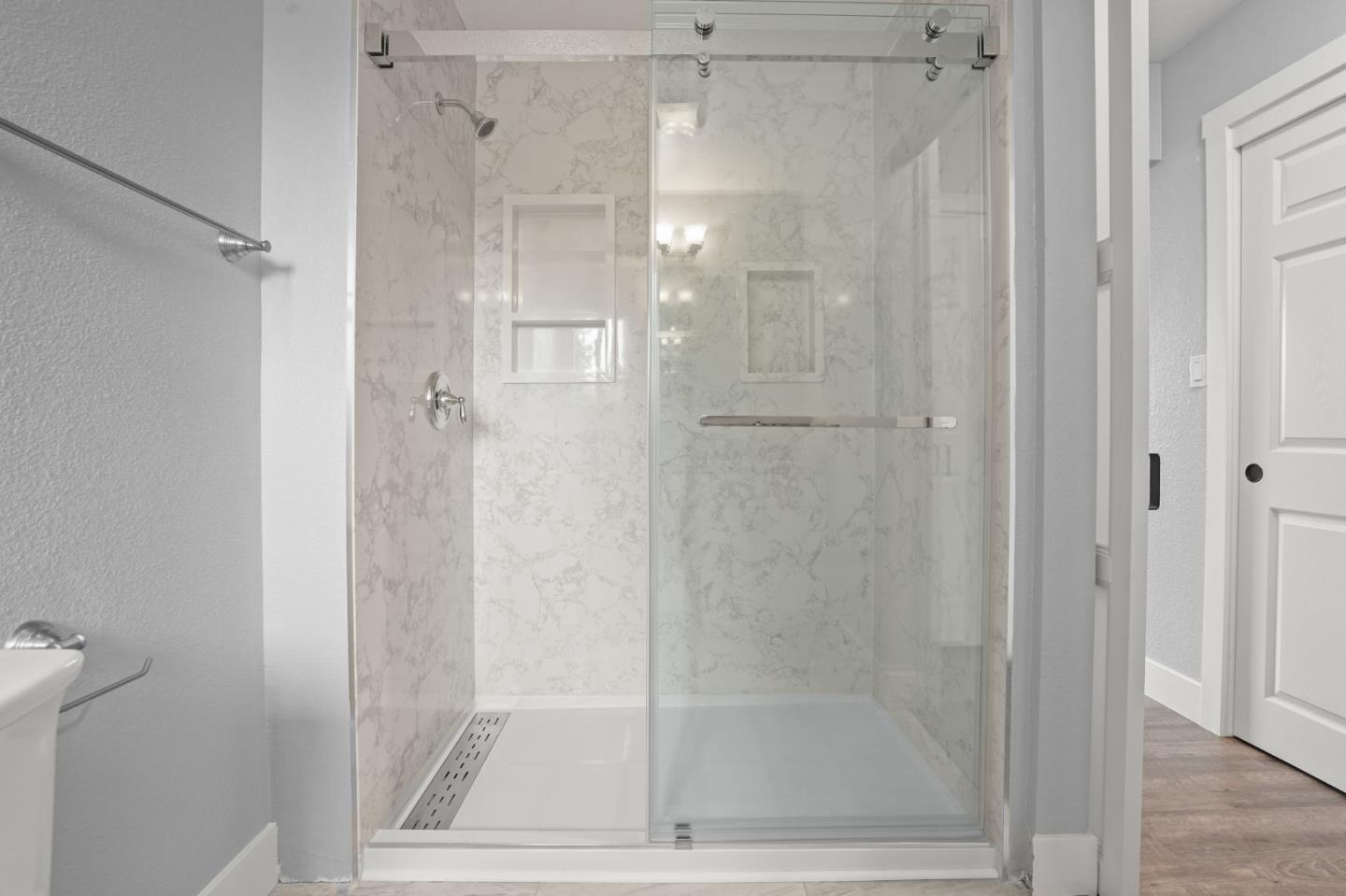 Detail Gallery Image 17 of 29 For 2510 Redwood Rd, Napa,  CA 94558 - 4 Beds | 2/1 Baths