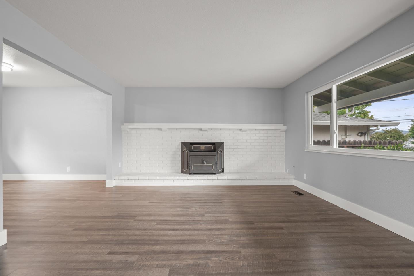 Detail Gallery Image 5 of 29 For 2510 Redwood Rd, Napa,  CA 94558 - 4 Beds | 2/1 Baths