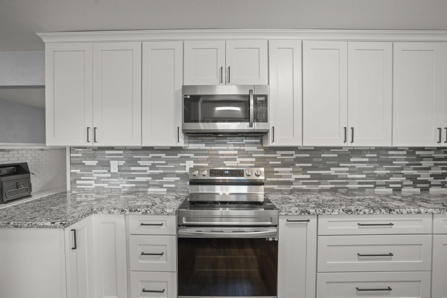 Detail Gallery Image 9 of 29 For 2510 Redwood Rd, Napa,  CA 94558 - 4 Beds | 2/1 Baths