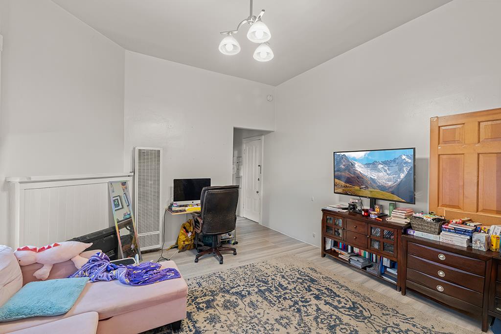 Detail Gallery Image 7 of 16 For 601 S 5th St, San Jose,  CA 95112 - – Beds | – Baths