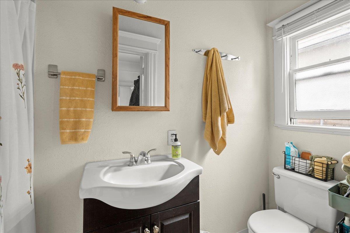 Detail Gallery Image 9 of 16 For 90 S 13th St, San Jose,  CA 95112 - – Beds | – Baths