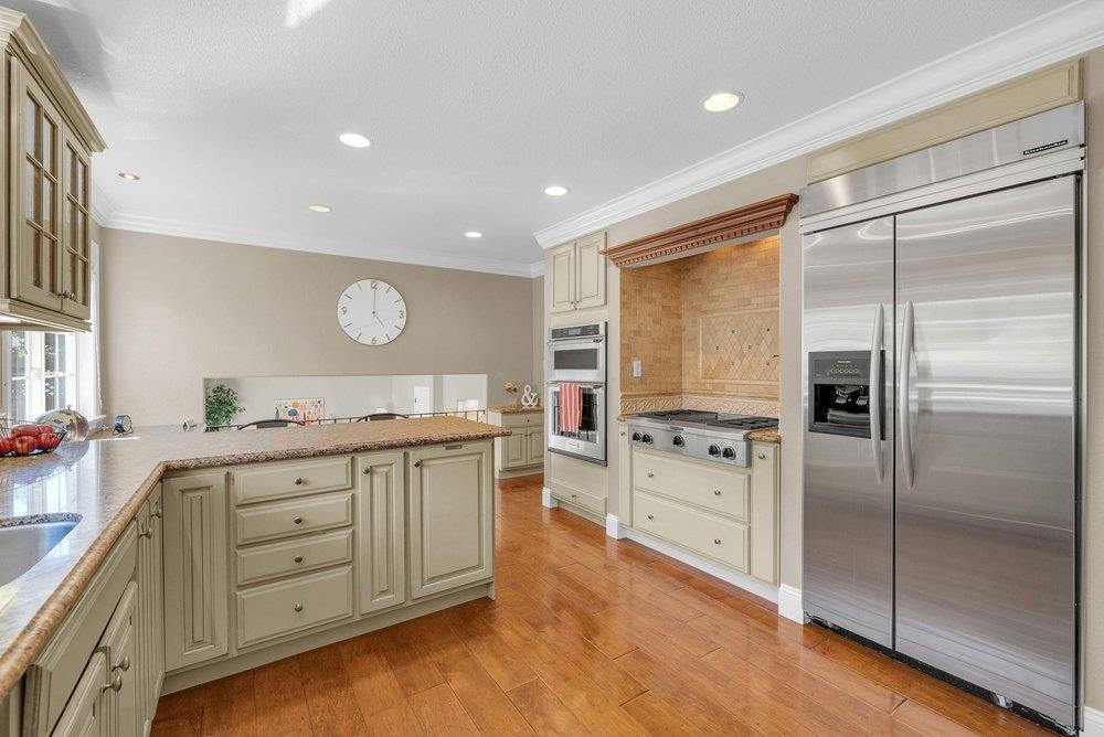 Detail Gallery Image 17 of 67 For 6136 Dunn Ave, San Jose,  CA 95123 - 4 Beds | 3 Baths