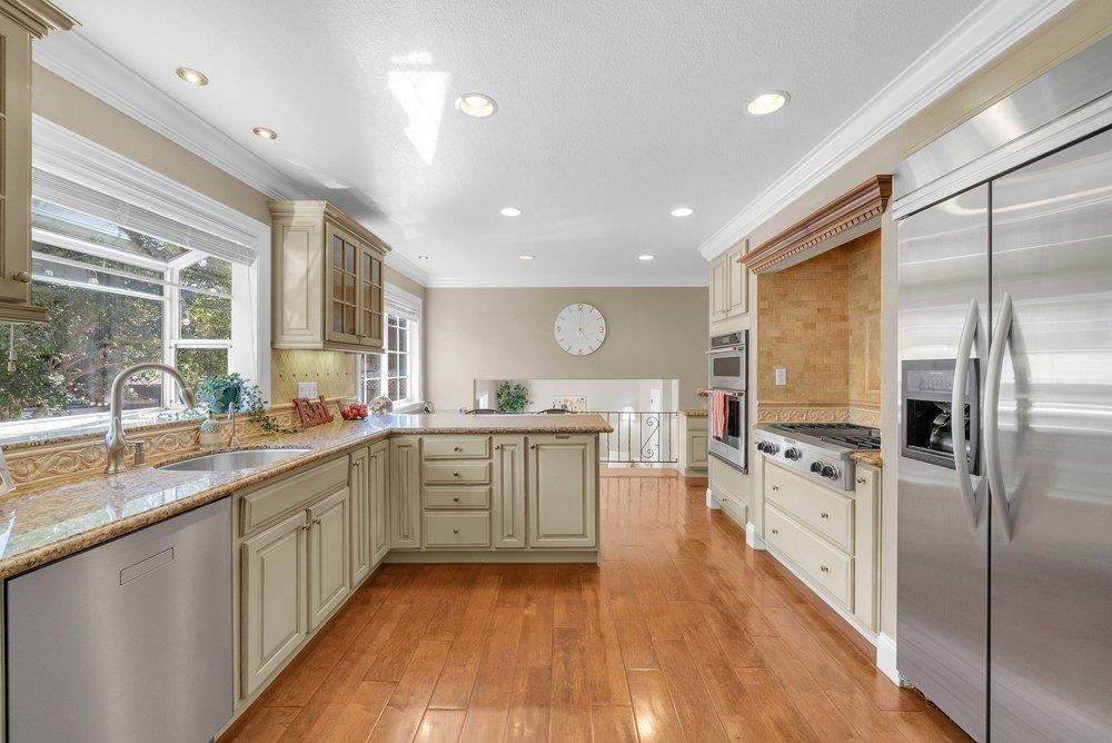 Detail Gallery Image 18 of 67 For 6136 Dunn Ave, San Jose,  CA 95123 - 4 Beds | 3 Baths