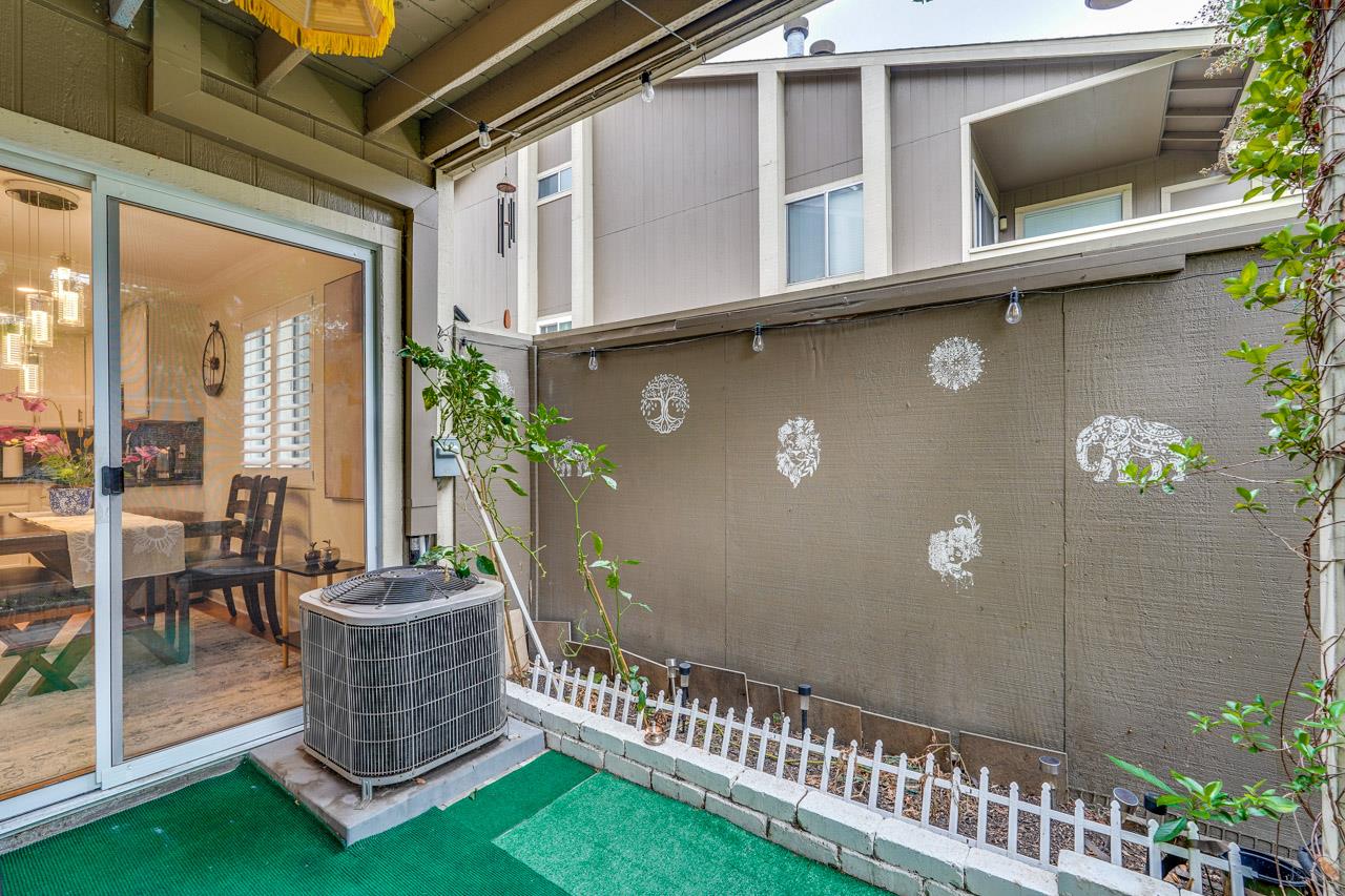 Detail Gallery Image 24 of 30 For 2664 Senter Rd #109,  San Jose,  CA 95111 - 2 Beds | 2 Baths