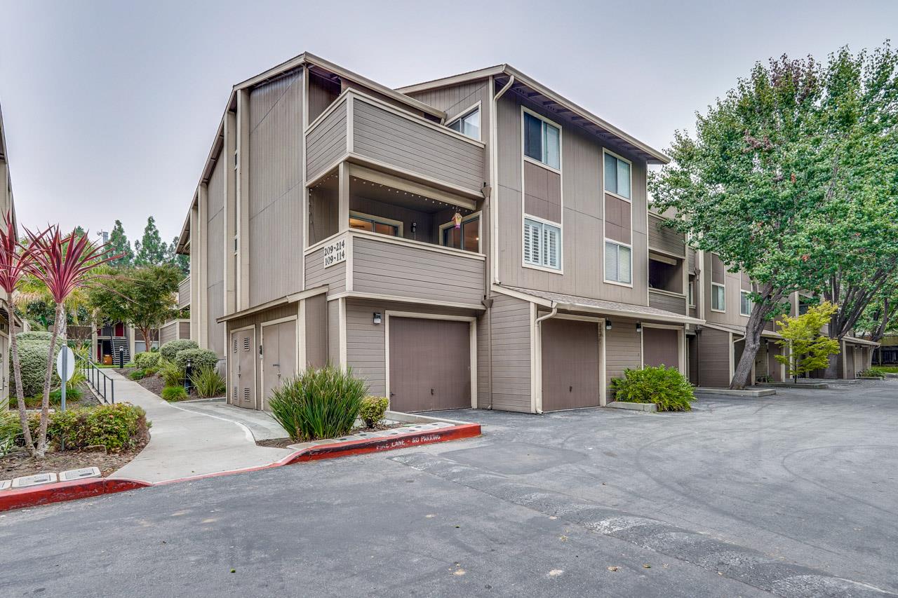 Detail Gallery Image 26 of 30 For 2664 Senter Rd #109,  San Jose,  CA 95111 - 2 Beds | 2 Baths