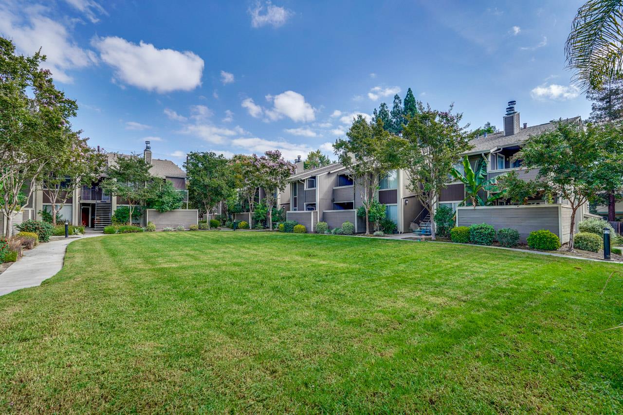 Detail Gallery Image 27 of 30 For 2664 Senter Rd #109,  San Jose,  CA 95111 - 2 Beds | 2 Baths