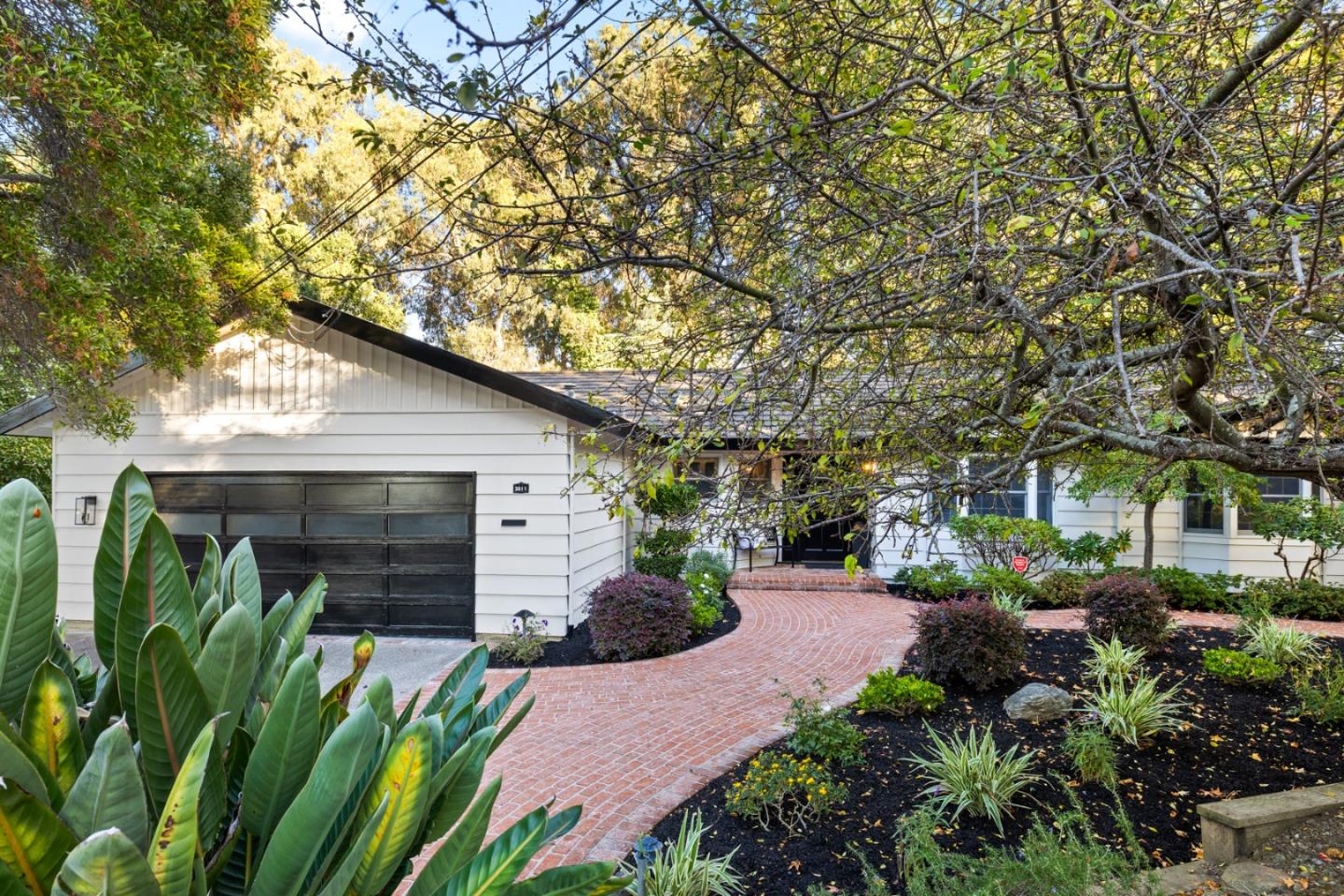 Detail Gallery Image 2 of 42 For 3611 Kingridge Dr, San Mateo,  CA 94403 - 3 Beds | 2 Baths