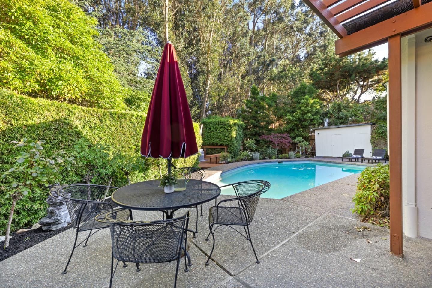 Detail Gallery Image 34 of 42 For 3611 Kingridge Dr, San Mateo,  CA 94403 - 3 Beds | 2 Baths