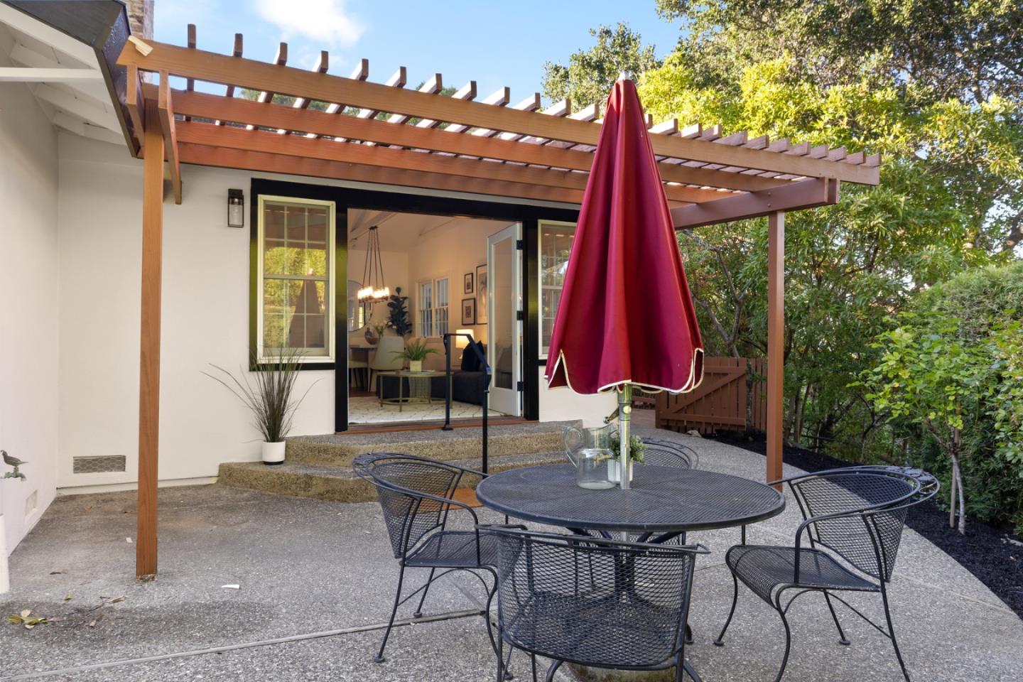 Detail Gallery Image 35 of 42 For 3611 Kingridge Dr, San Mateo,  CA 94403 - 3 Beds | 2 Baths