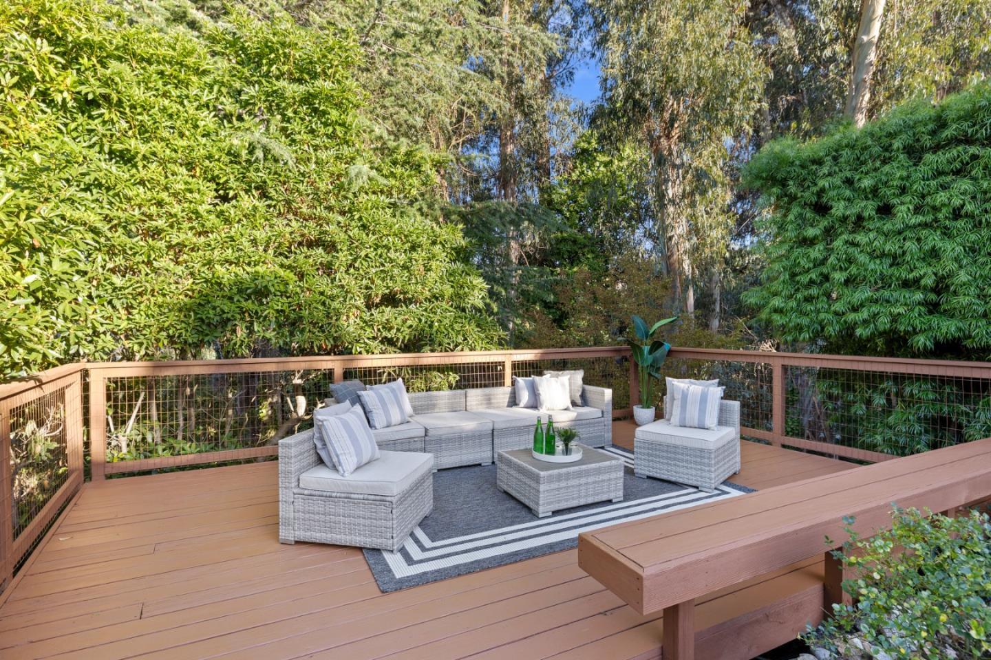 Detail Gallery Image 39 of 42 For 3611 Kingridge Dr, San Mateo,  CA 94403 - 3 Beds | 2 Baths