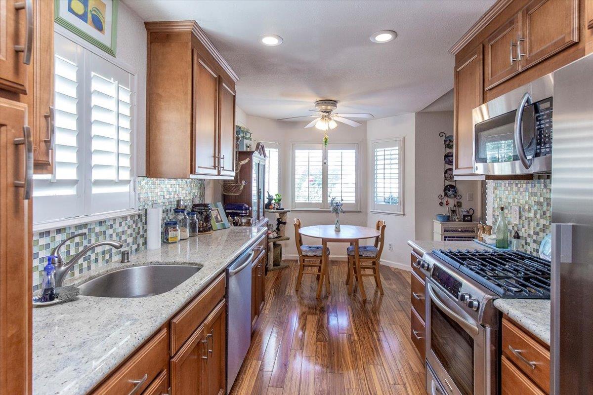 Detail Gallery Image 17 of 23 For 3489 Wine Barrel Way, San Jose,  CA 95124 - 2 Beds | 2 Baths