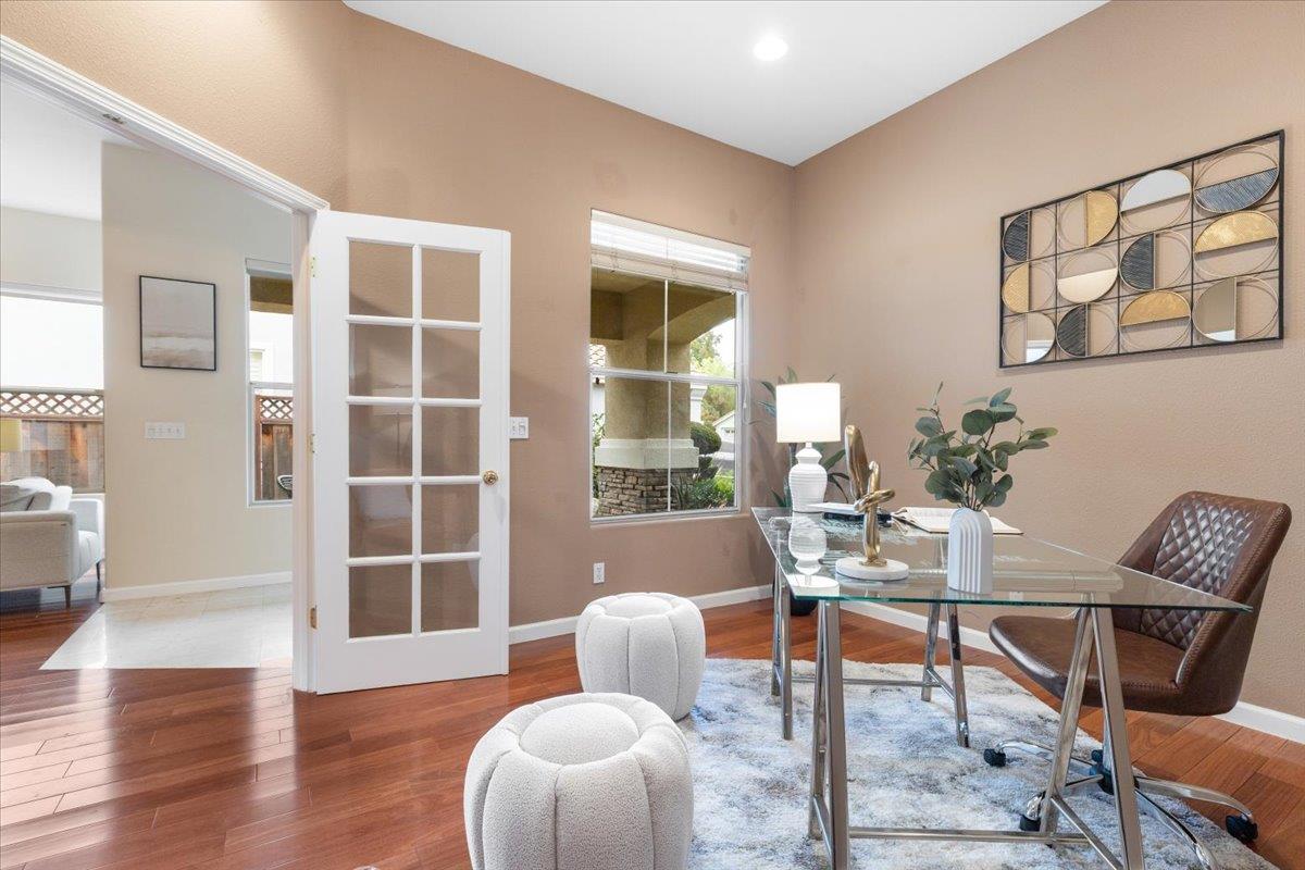 Detail Gallery Image 10 of 53 For 5813 Firestone Ct, San Jose,  CA 95138 - 5 Beds | 3 Baths