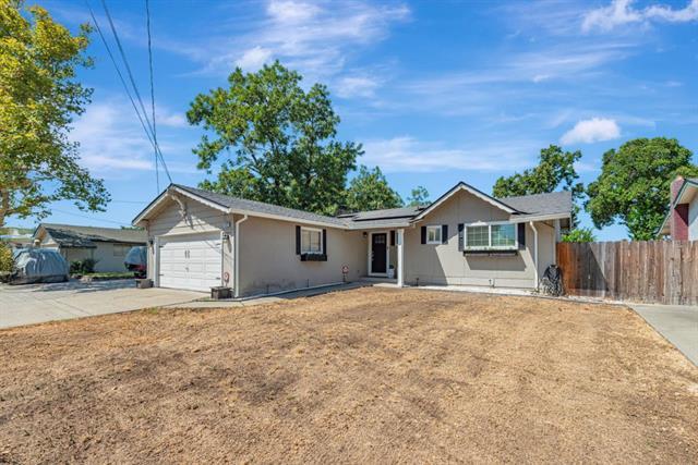 Detail Gallery Image 2 of 12 For 3425 Dormer Ave, Concord,  CA 94519 - 3 Beds | 2 Baths