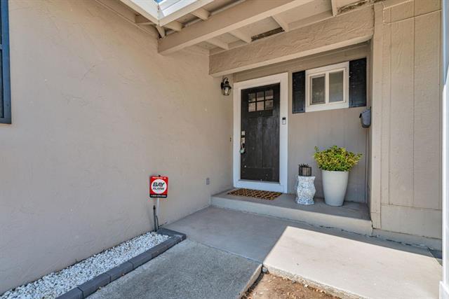 Detail Gallery Image 3 of 12 For 3425 Dormer Ave, Concord,  CA 94519 - 3 Beds | 2 Baths