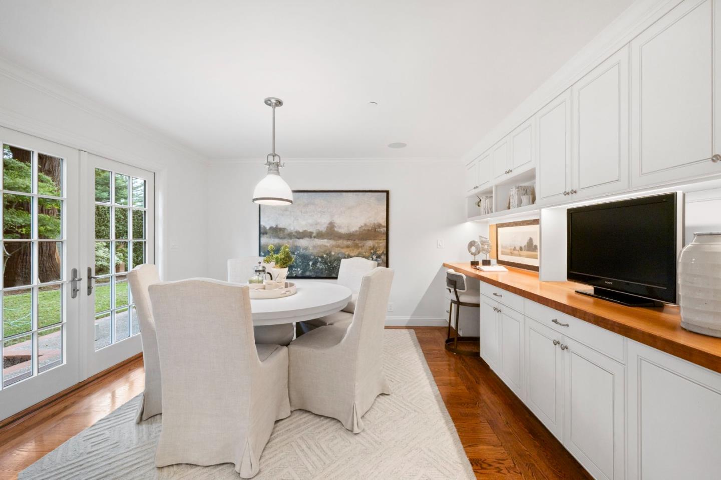 Detail Gallery Image 18 of 51 For 310 Ranelagh Rd, Hillsborough,  CA 94010 - 4 Beds | 3/1 Baths