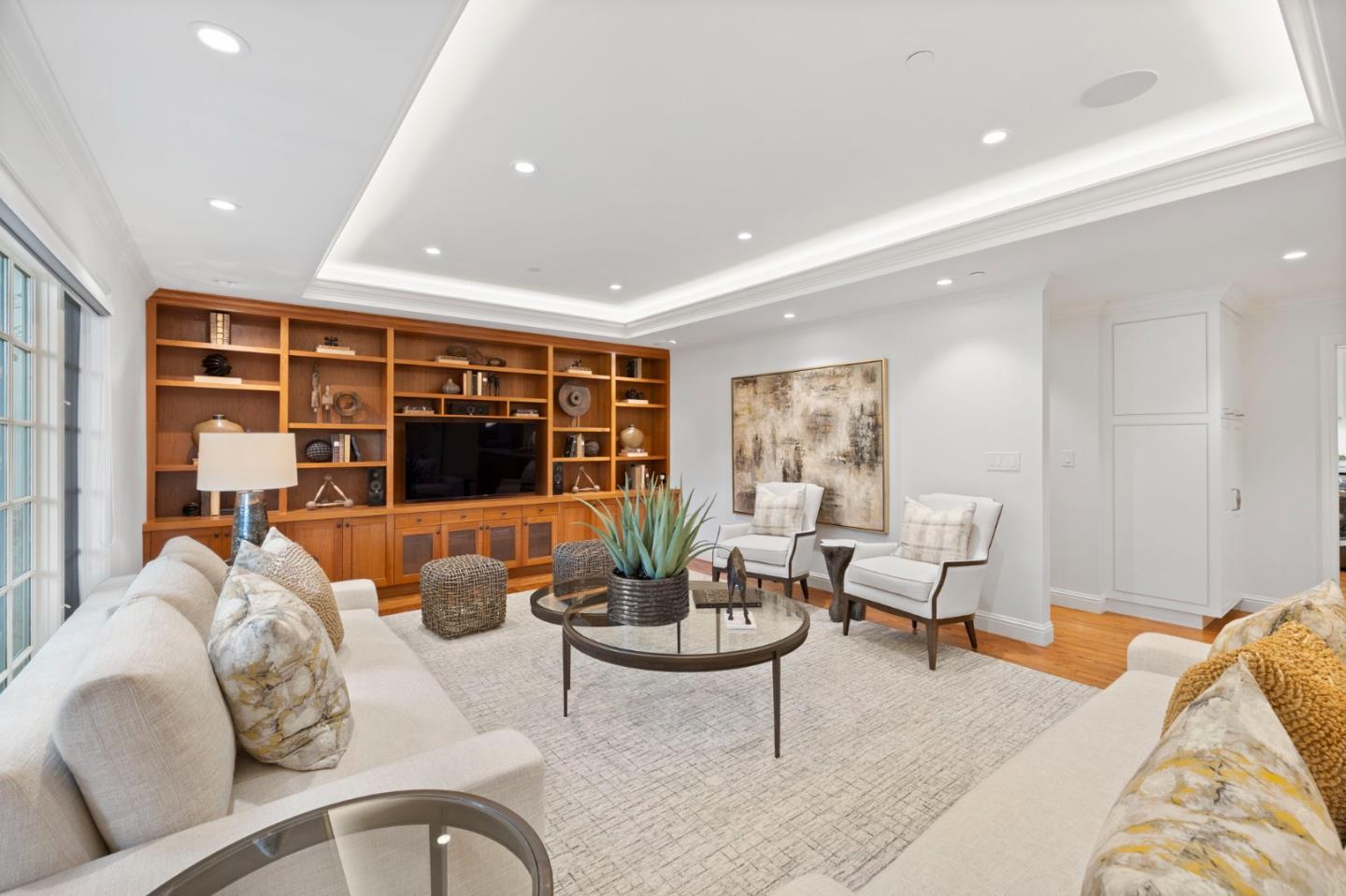 Detail Gallery Image 21 of 51 For 310 Ranelagh Rd, Hillsborough,  CA 94010 - 4 Beds | 3/1 Baths