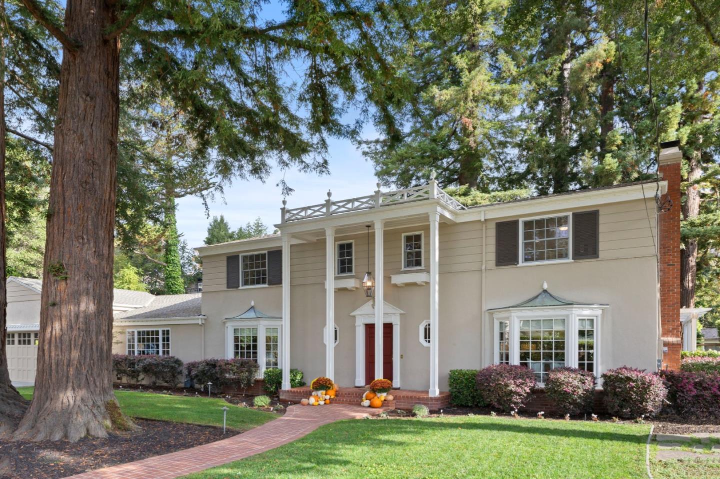 Detail Gallery Image 4 of 51 For 310 Ranelagh Rd, Hillsborough,  CA 94010 - 4 Beds | 3/1 Baths