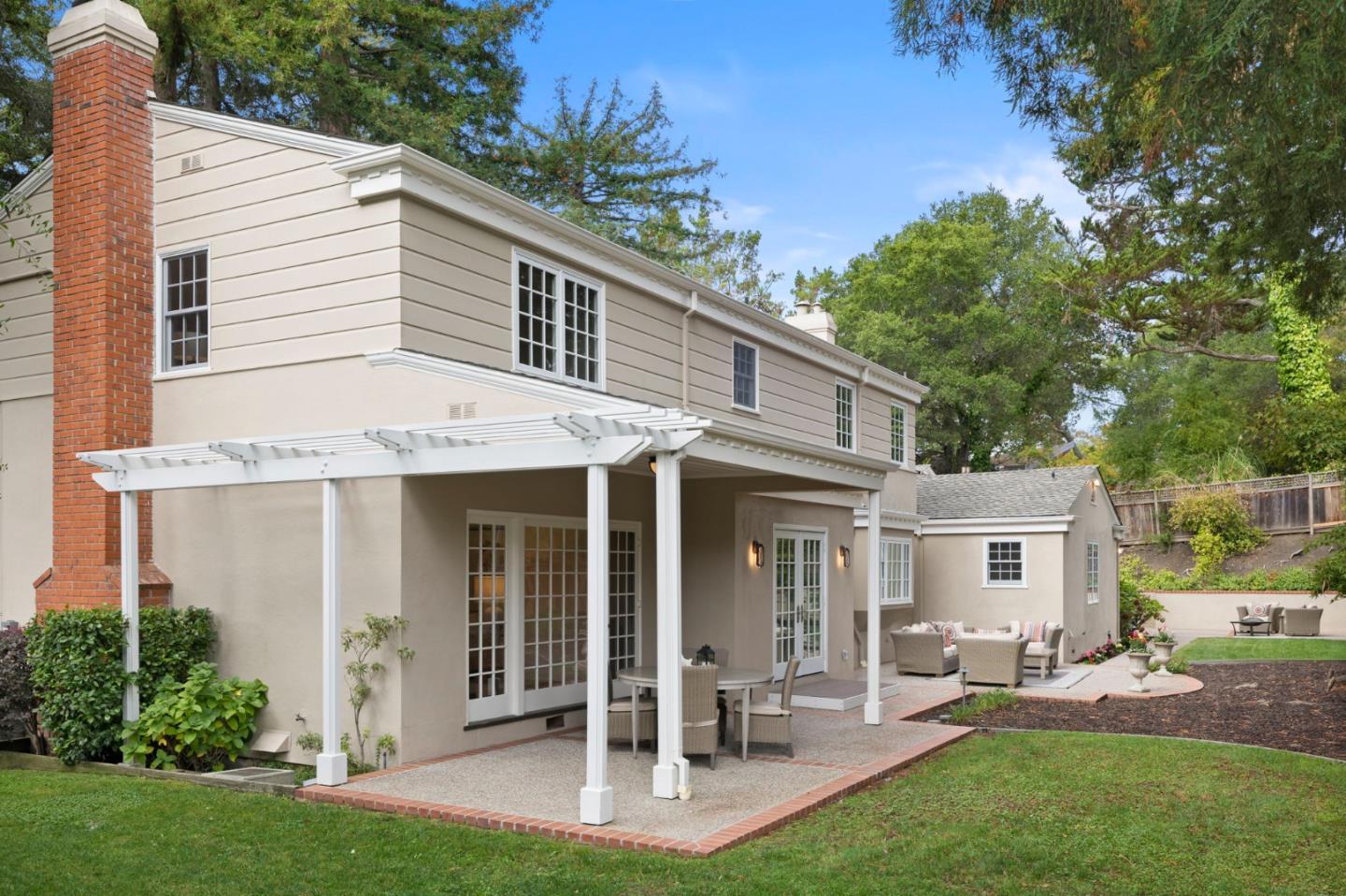 Detail Gallery Image 49 of 51 For 310 Ranelagh Rd, Hillsborough,  CA 94010 - 4 Beds | 3/1 Baths