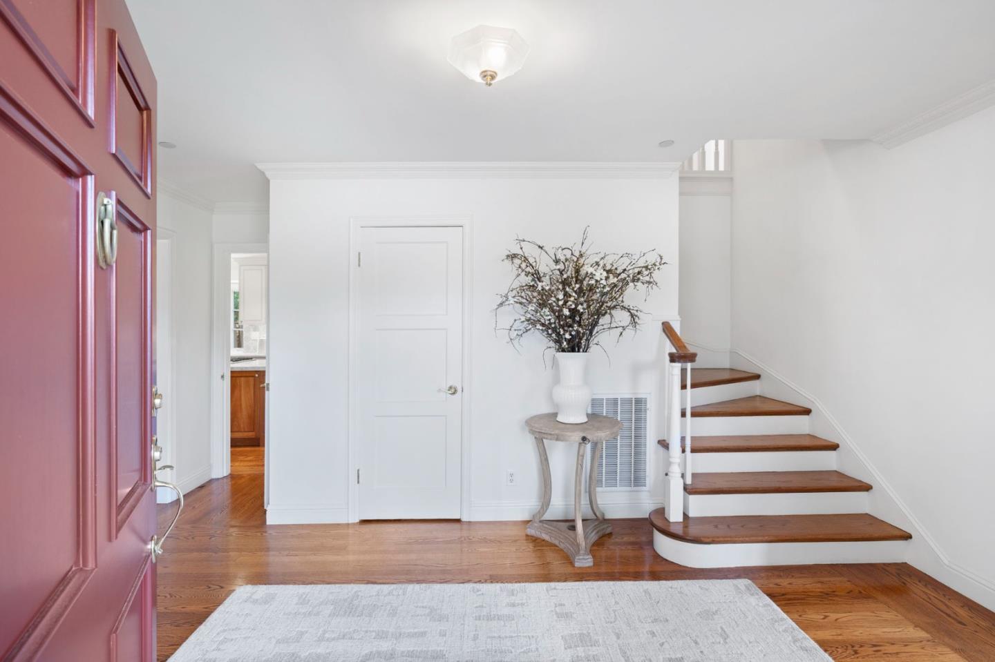 Detail Gallery Image 6 of 51 For 310 Ranelagh Rd, Hillsborough,  CA 94010 - 4 Beds | 3/1 Baths