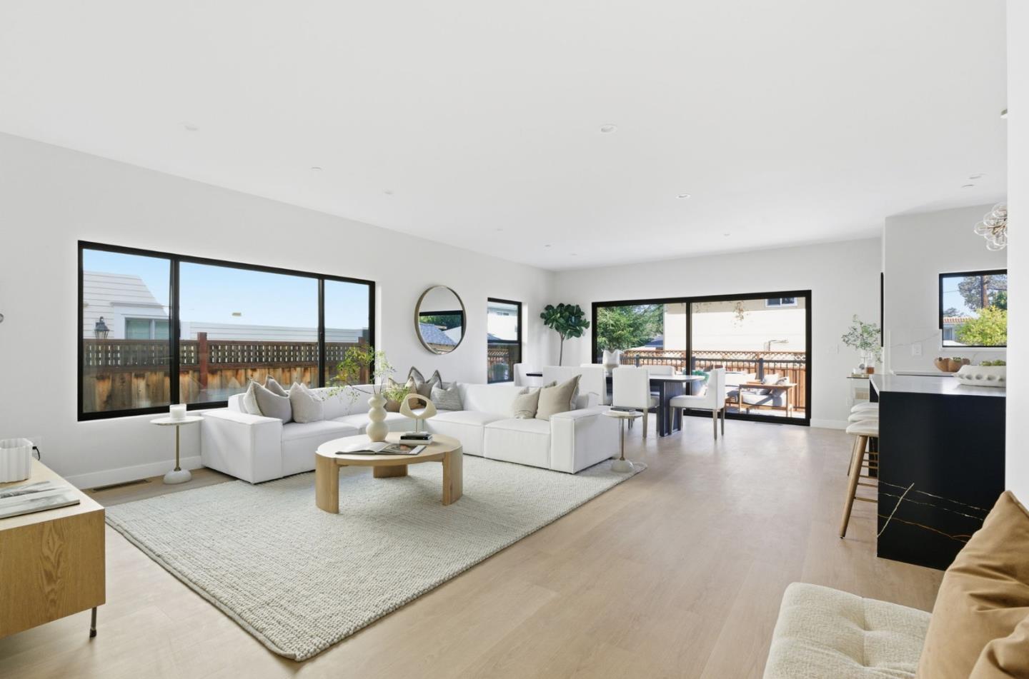 Detail Gallery Image 12 of 49 For 55 Orchard Ave, Redwood City,  CA 94061 - 5 Beds | 4/1 Baths