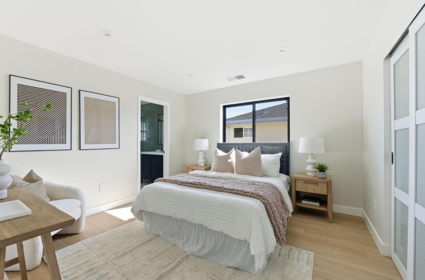 Detail Gallery Image 29 of 49 For 55 Orchard Ave, Redwood City,  CA 94061 - 5 Beds | 4/1 Baths