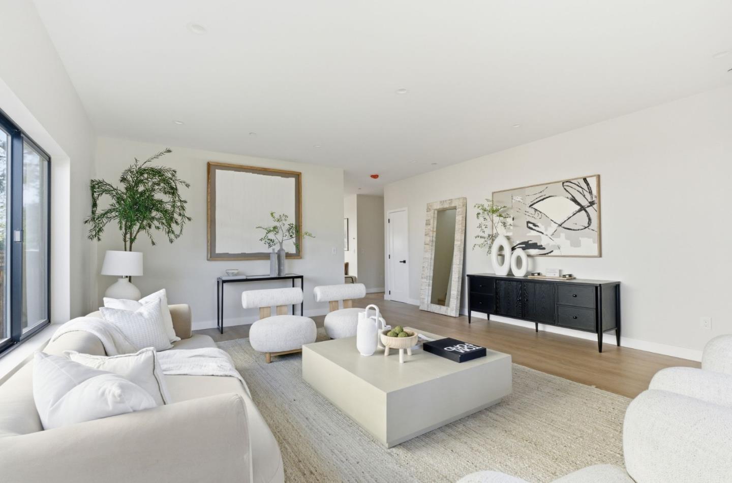 Detail Gallery Image 8 of 49 For 55 Orchard Ave, Redwood City,  CA 94061 - 5 Beds | 4/1 Baths