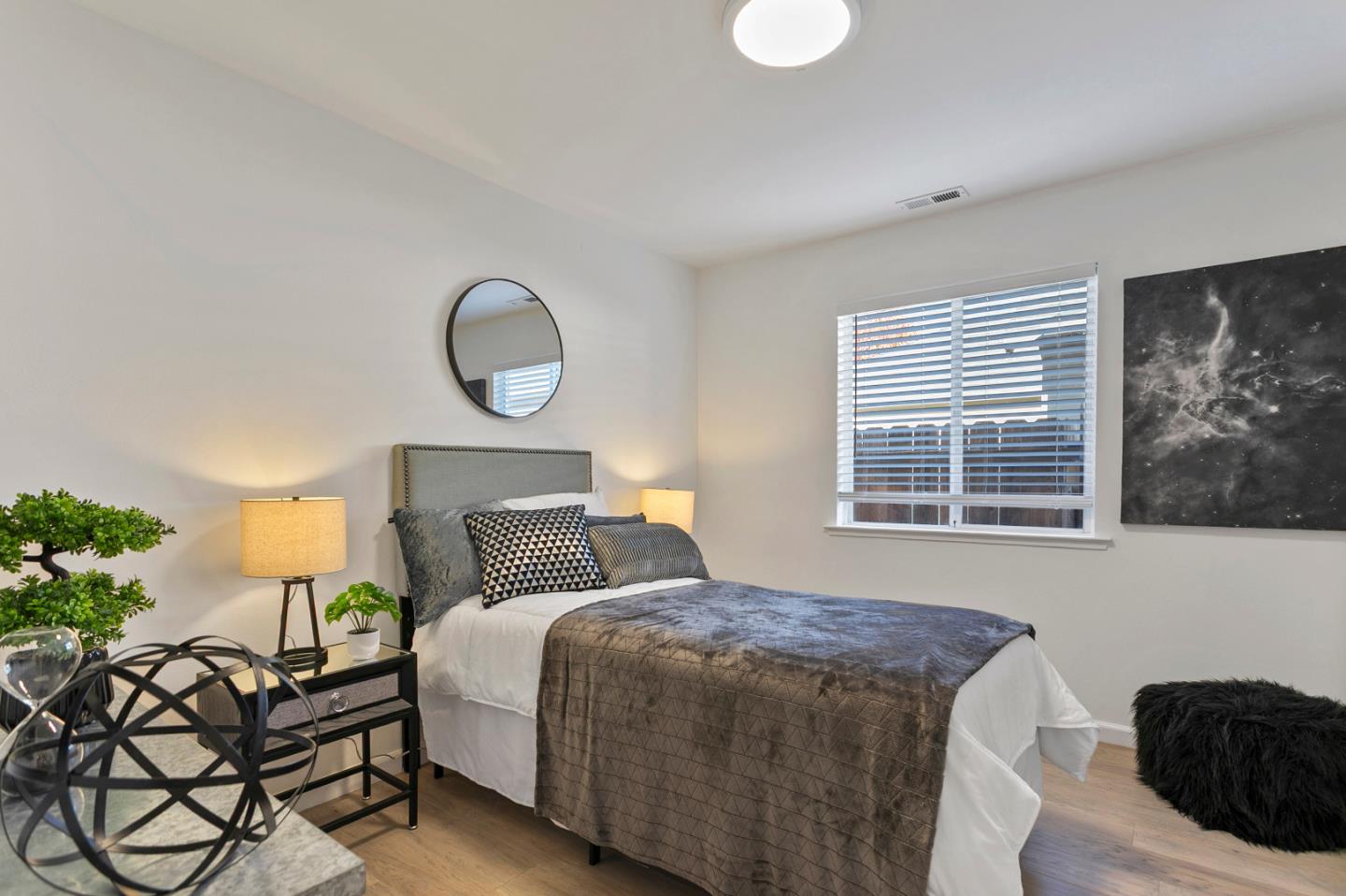 Detail Gallery Image 22 of 37 For 2320 Amber, Santa Cruz,  CA 95062 - 3 Beds | 2 Baths