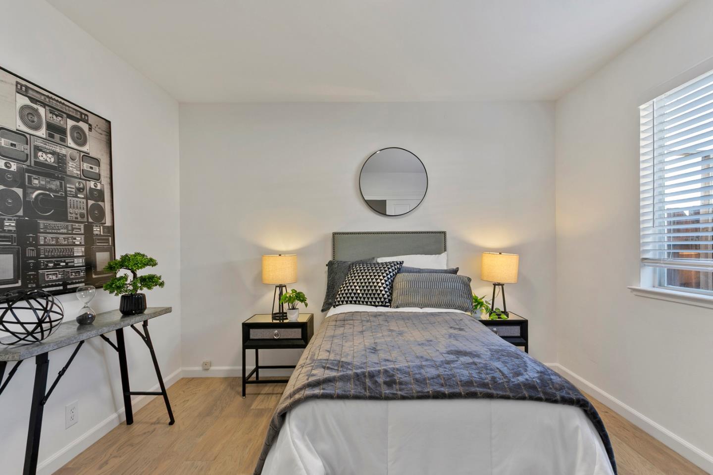 Detail Gallery Image 23 of 37 For 2320 Amber, Santa Cruz,  CA 95062 - 3 Beds | 2 Baths