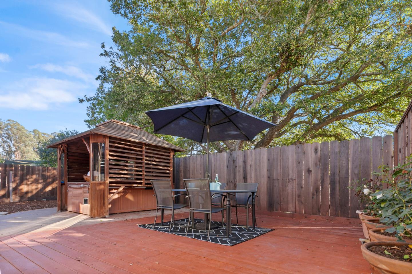 Detail Gallery Image 32 of 37 For 2320 Amber, Santa Cruz,  CA 95062 - 3 Beds | 2 Baths