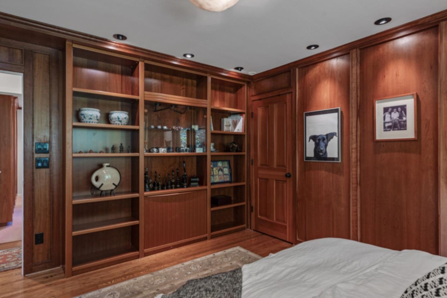 Detail Gallery Image 19 of 32 For 135 Meadowood Dr, Portola Valley,  CA 94028 - 3 Beds | 3 Baths