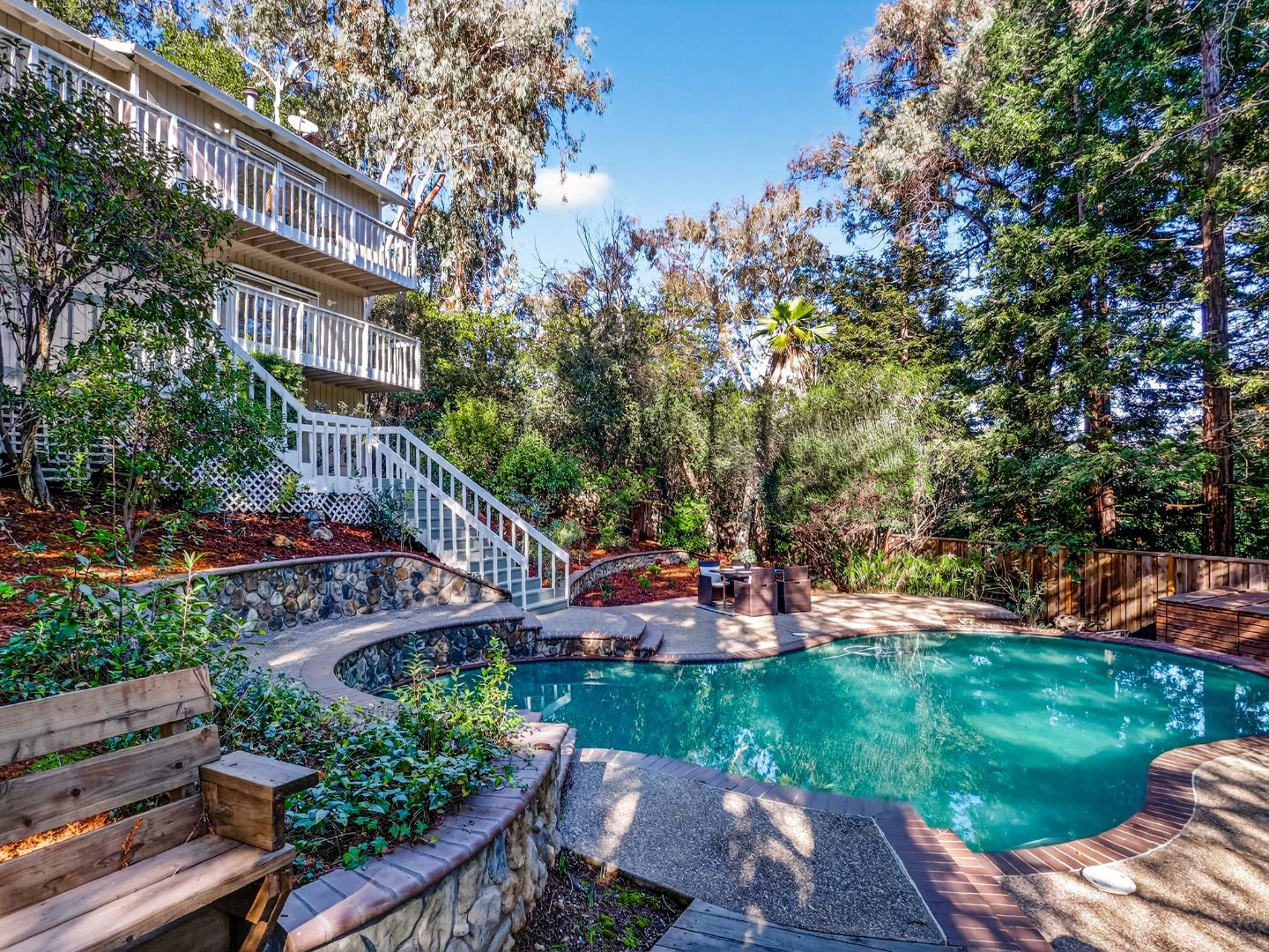 Front Image Thumbnail for ML82025818