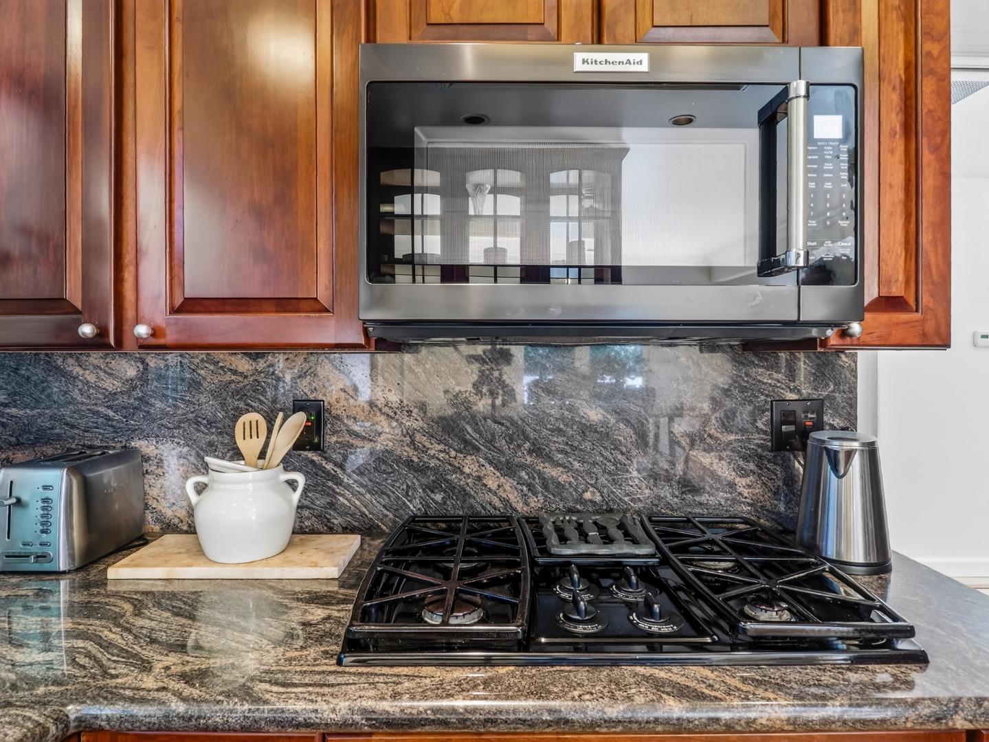 Detail Gallery Image 15 of 59 For 128 Capistrano Pl, Los Gatos,  CA 95032 - 3 Beds | 3 Baths