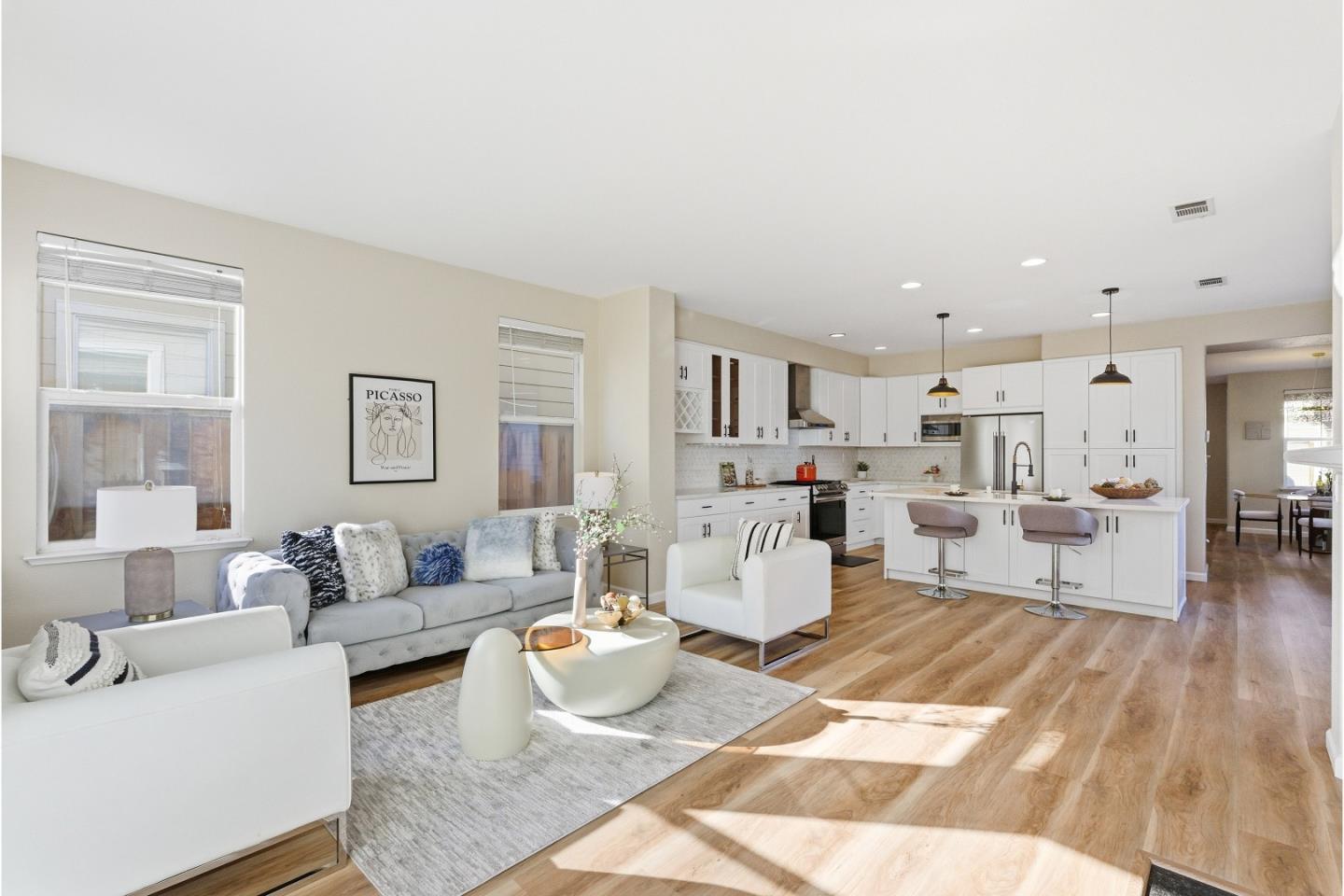 Detail Gallery Image 20 of 49 For 956 Mouton Cir, East Palo Alto,  CA 94303 - 4 Beds | 2/1 Baths