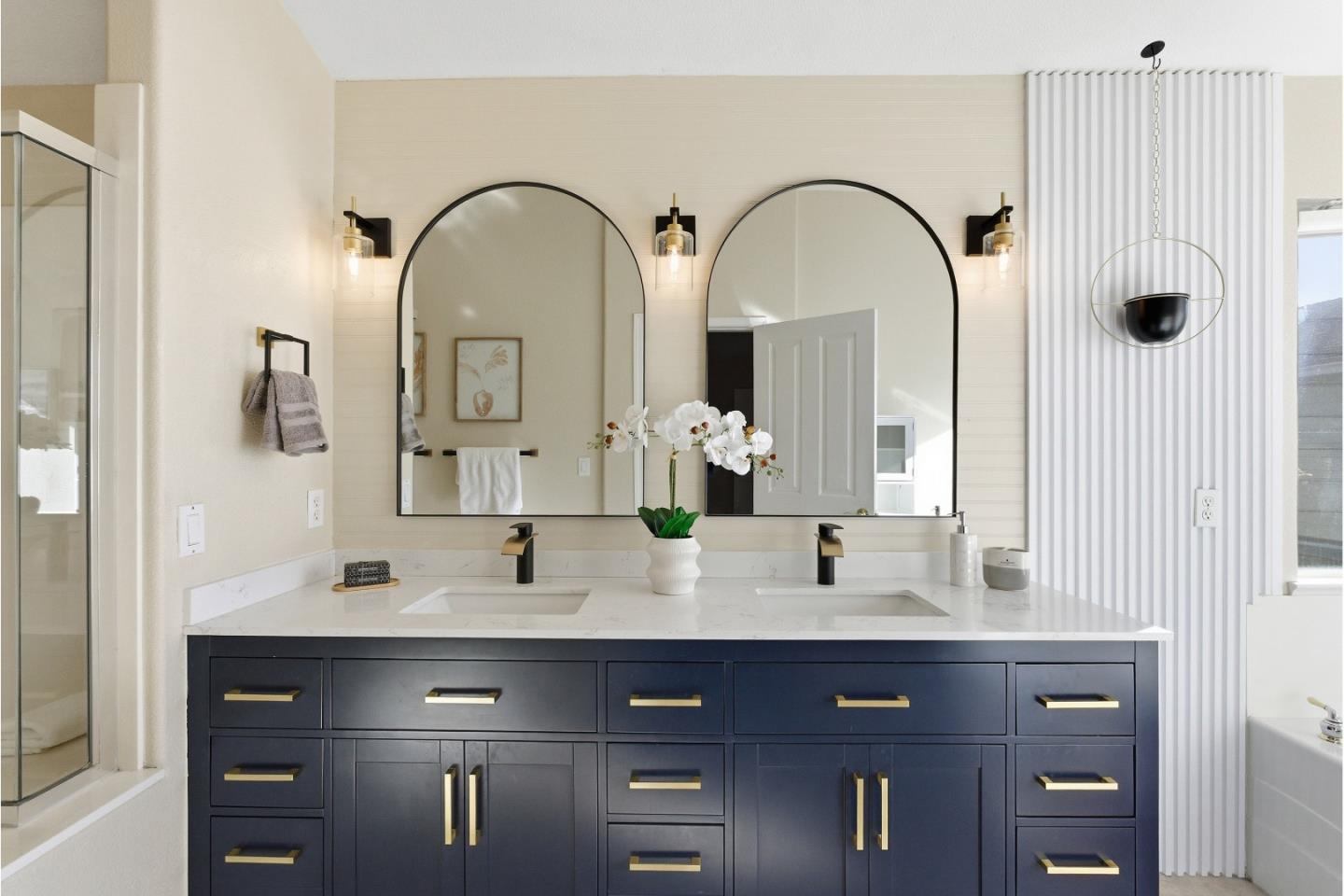 Detail Gallery Image 26 of 49 For 956 Mouton Cir, East Palo Alto,  CA 94303 - 4 Beds | 2/1 Baths